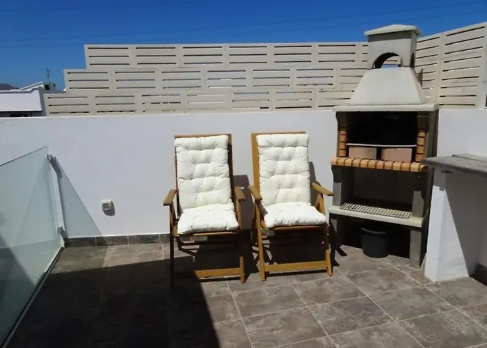 Pool House Hébergement de vacances La Santa